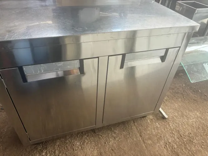 Armário de Inox Industrial com Portas