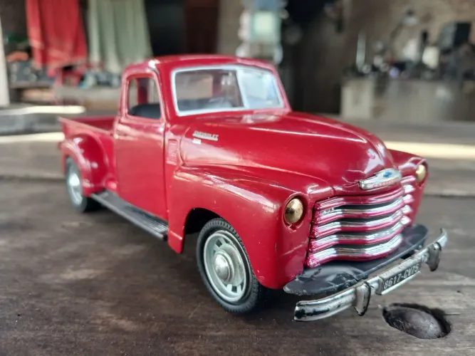 Miniatura camionete antiga