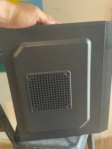 Gabinete antigo de metal mas fonte 80 watts (apenas carcaça)