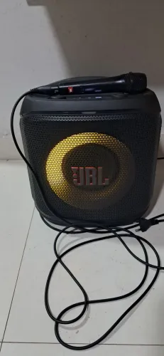 Vendo CAIXA JBL Essencial 2