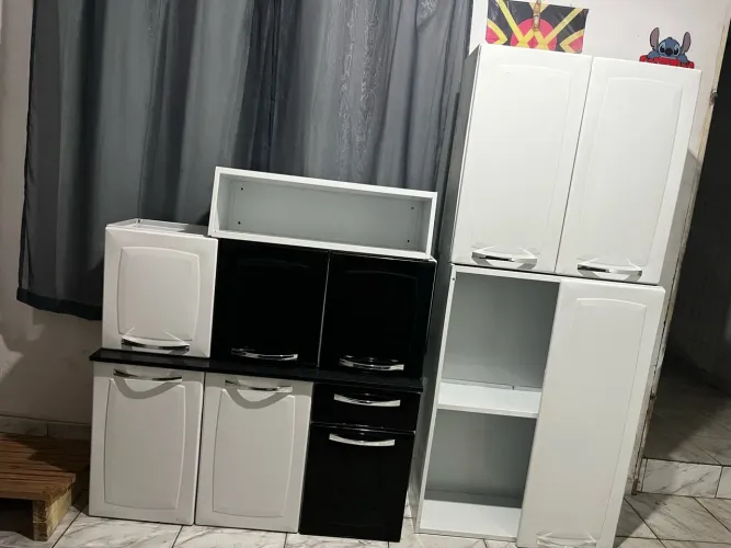 Vendo armário de parede
