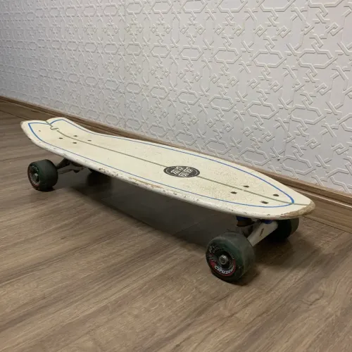 Skate cruiser Santa Cruz land shark