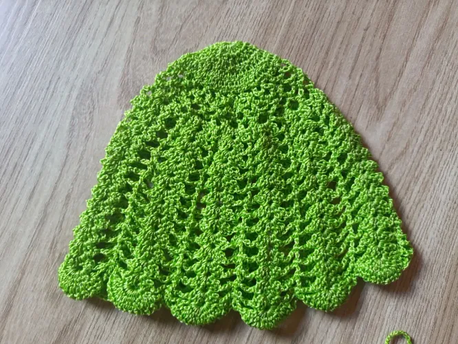 Touca de crochê Headpice na cor verde e azul ?