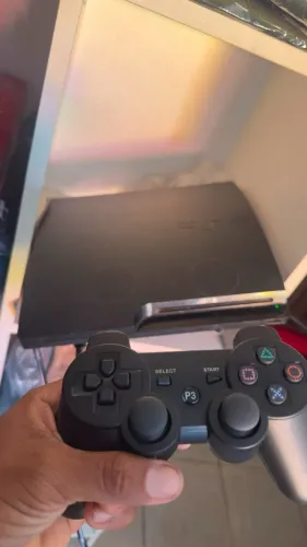 Vendo um Playstation 3 em perfeitas condições 