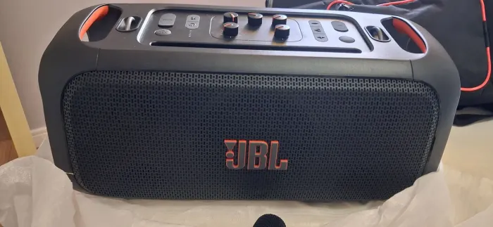 CAIXA JBL PARTY ON-THE-GO ESSENTIAL.L