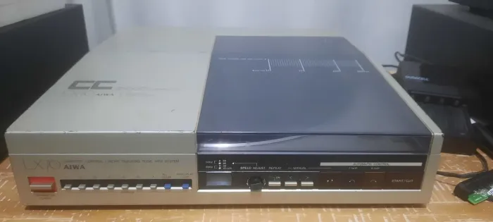 Toca discos Aiwa LX-70