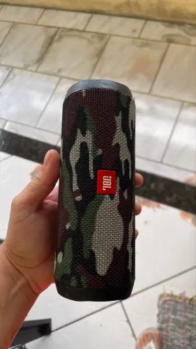 JBL Flip 4