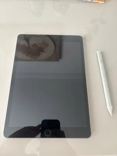 iPad 9ª Geração + Caneta Logitech