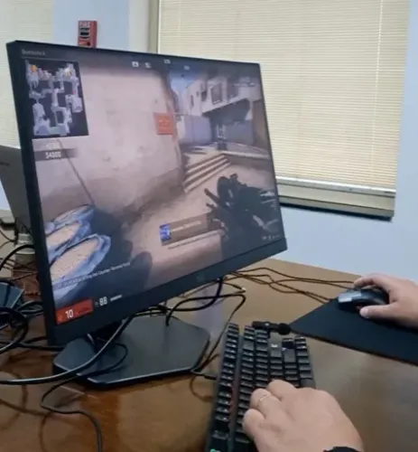 Monitor gamer AOC 180hz