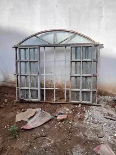 Janela de Metalon
