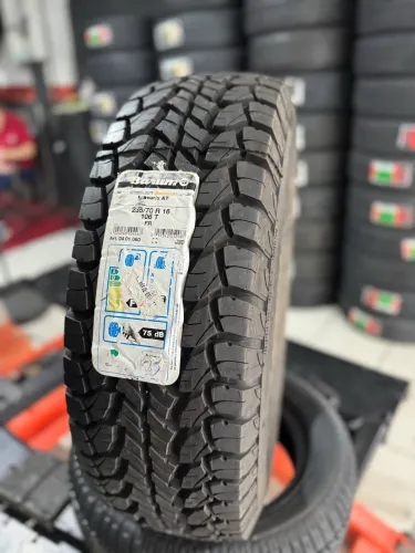 Pneu 235/70/16 Continental