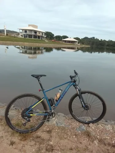 Bike Caloi 12 velocidades Deore