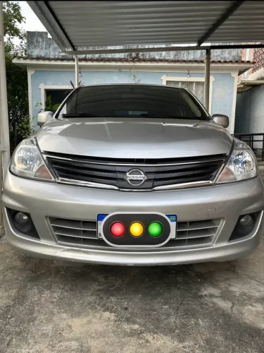 Nissan Tiida SL 1.8/1.8 Flex 16V Mec. 2012