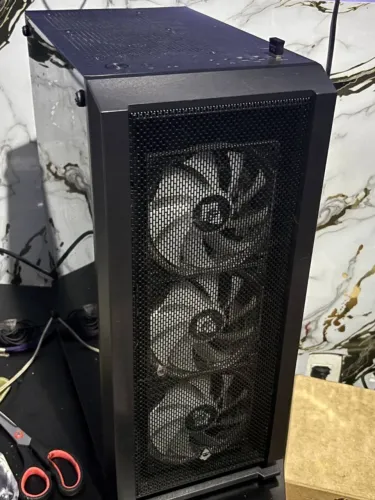 gabinete mancer relic com 5 fans