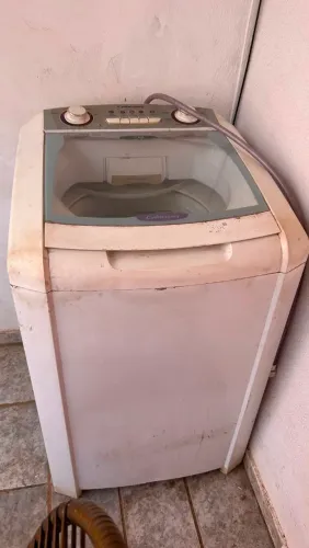 Vendo máquina de lavar colomarq, para retirada de peças!