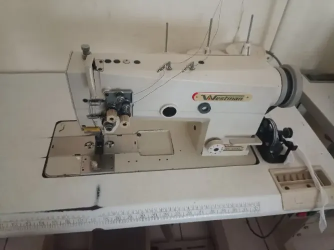Maquina de costura Pespontadeira transporte duplo