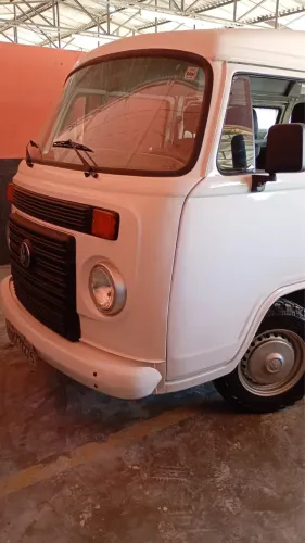 Volkswagen Kombi Standard 1.4 MI Total Flex 8V 2013