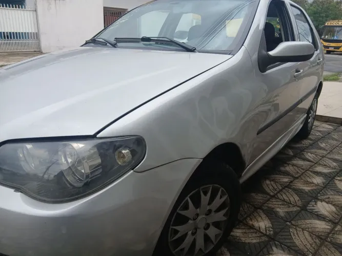 Fiat Palio ELX 1.3 MPI Flex 8V 4P 2005