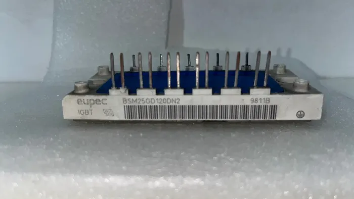 Módulo IGBT INFINEON BSM25GD120DN2 Seminovo