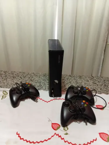 Venda se xbox 360 usado com jogos 