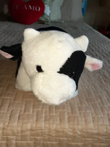 Linda vaquinha de pelucia que vira travesseirinho de bebê 
