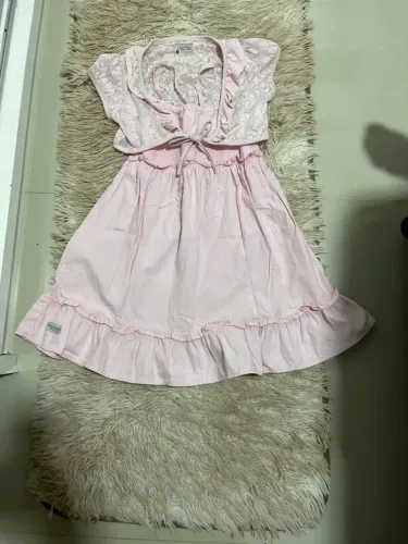 Vestido infantil brandili mundi  com casaco de renda