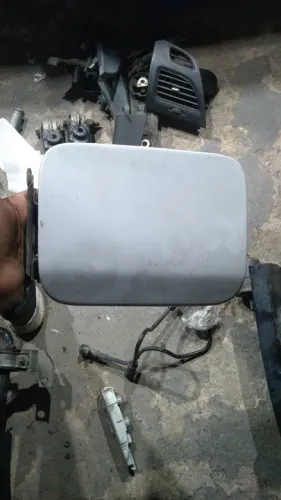 Porta do Tanque de Gasolina Renault Duster 2016