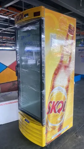 Vende-se um expositor vertical 