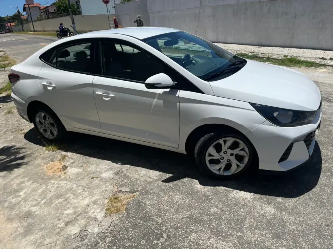 Hyundai HB20S Comfort Plus 1.0 Flex 12V Mec. 2024