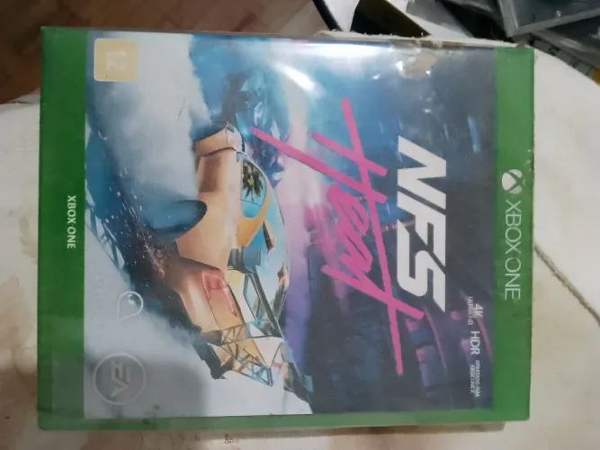 Jogo "Need For Speed Heat" para XBox One
