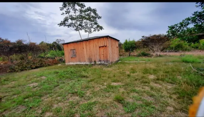 Sitio 70ha com Casa Simples e Terreno Amplo