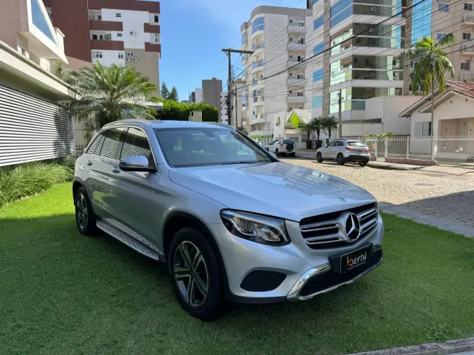 Mercedes-Benz Glc 250 2.0 Cgi Gasolina Highway 4Matic 9G-Tronic