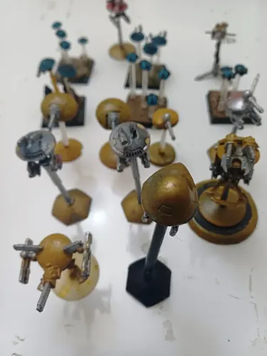 combo de figuras em metal e warhammer para venda