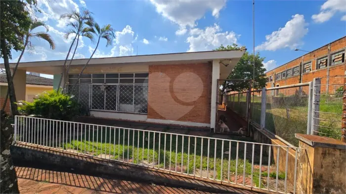 Casa com 4 quartos à venda em Vila xavier (vila xavier) - SP