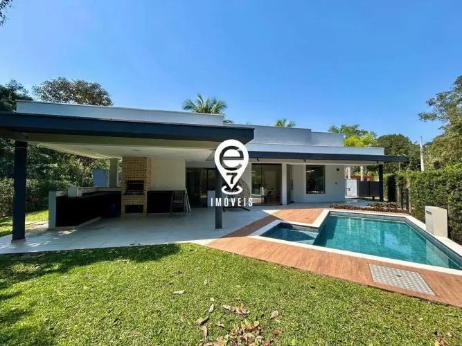 Casa Térrea Moderna à Venda em Bertioga Porteira Fechada, Automatizada e Segura!
