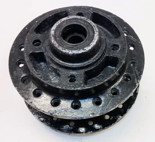 Cubo Roda Dianteiro à Disco Motocicleta Yamaha DTZ 180 Original Usada Pintada 