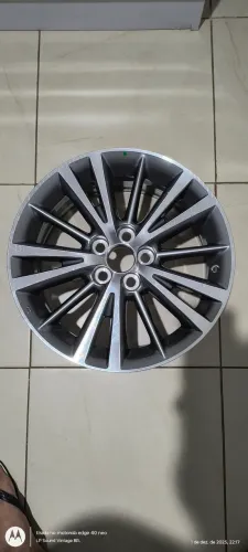 1 Roda Aro 16 corrola xei 2015 2018 nova com riscos detalhes estéticos