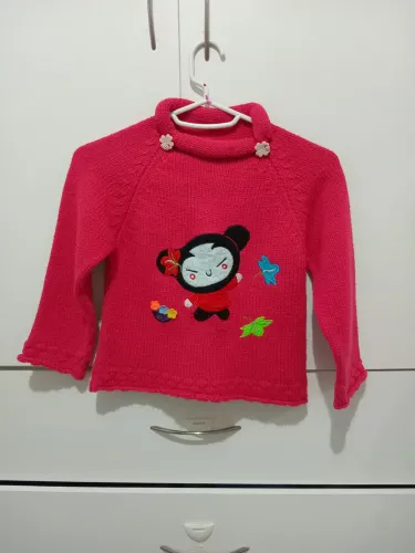Suéter infantil rosa com estampa Pucca