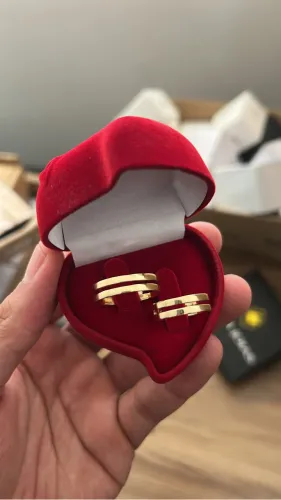 Par de aliança ouro 18