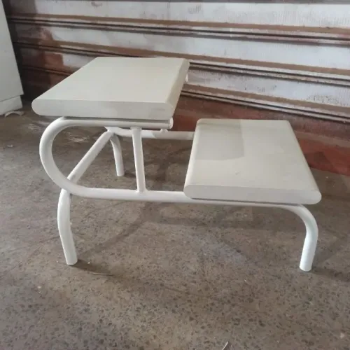 Escada Hospitalar com 2 Degraus