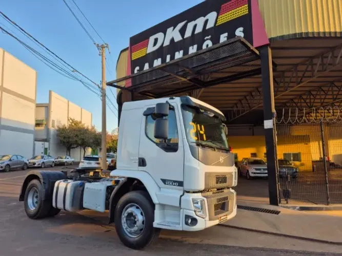 Volvo /VM 360 i.shift 2024 automatico 4x2