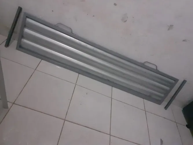 Proteção de porta de rolo