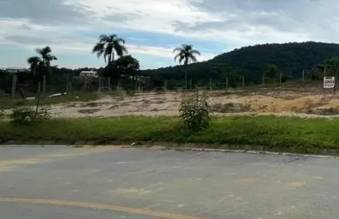 Terreno à Venda no Loteamento Bosque São José
