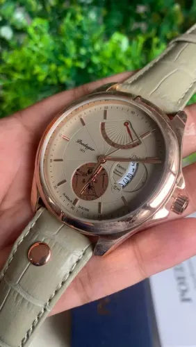 Relógio Poedagar 1853 - Elegância e Sofisticação