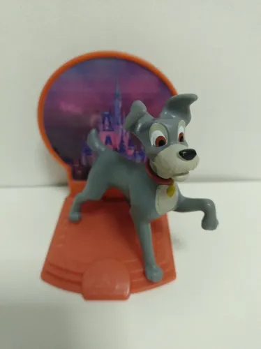 Miniatura Disney 50 anos - Vagabundo A Dama e o Vagabundo 