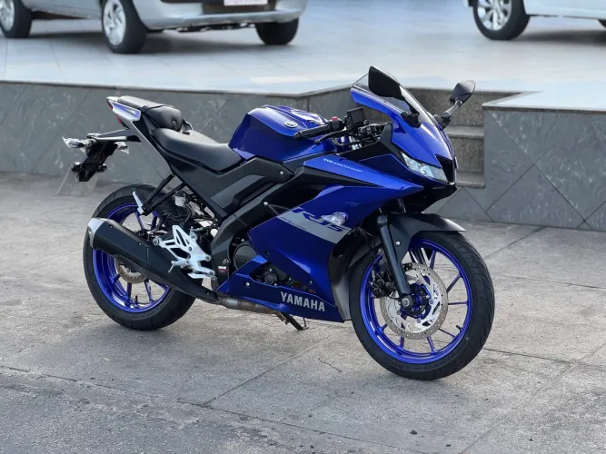Motos Yamaha YZF R-15 155 ABS no Brasil