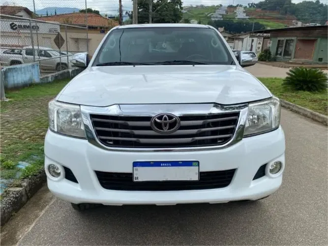Toyota Hilux CD SRV 4X4 2.7 Flex Aut. 2014 Impecável