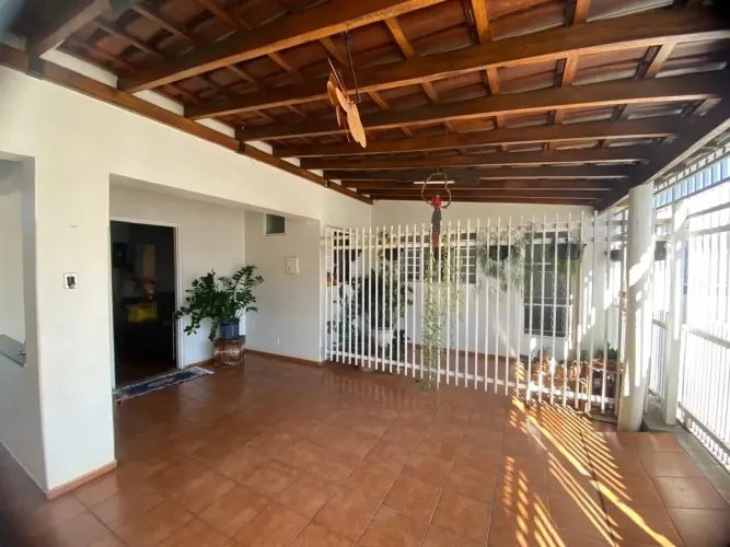 Casa com 3 dormitórios à venda, 120 m² por R$ 380.000,00 - Santa Marta - Uberaba/MG