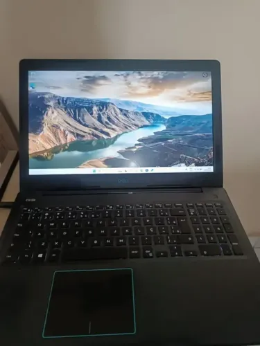 Notebook Dell G3 3579 - core i7 16GBRAM GTX 1050 Ti 4GB Gamer