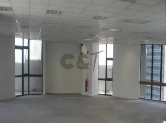 Conjunto Comercial para alugar na Vila Cordeiro - São Paulo/SP